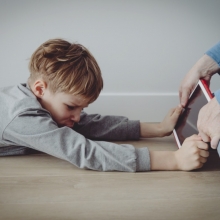 Comment notre autorité de parents fait grandir nos enfants en intelligence émotionnelle et en responsabilité ? 